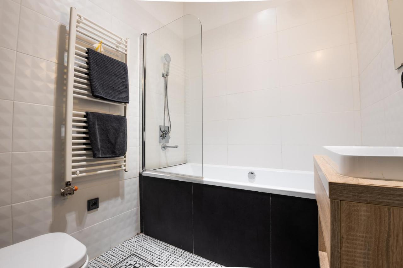 Deluxe Quentin Home Next To The Fashion Street Budapeste Exterior foto